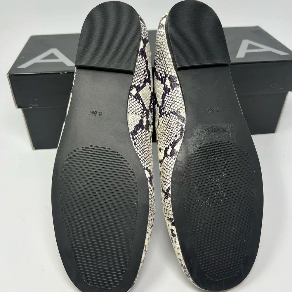 Aqua Jade Snake Ballet Flats Size 9.5